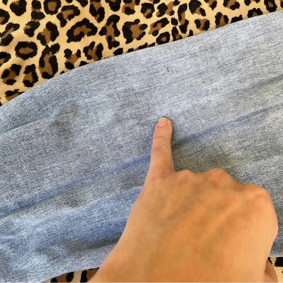 Vintage Medium Calvin Klein Light Wash Distressed Denim Long Sleeved Button Down - Picture 6 of 10